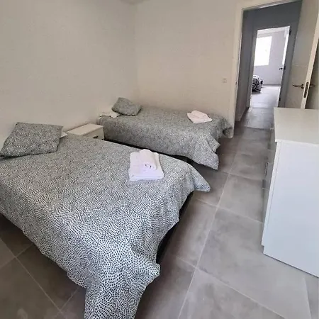 아파트 Apartamento En Radazul Con Terraza Vistas Al Mar *